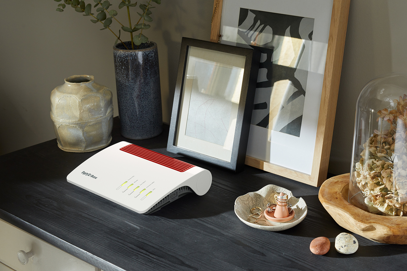 Transform your home into a world of smart technology with the FRITZ!Box, FRITZ!Fon, FRITZ!DECT, FRITZ!WLAN, FRITZ!Apps