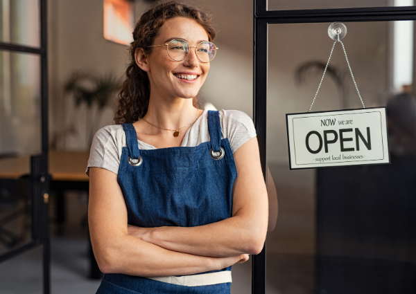 Opening small business with a smile knowing SIRO Lightpulse from Digiweb is reliable